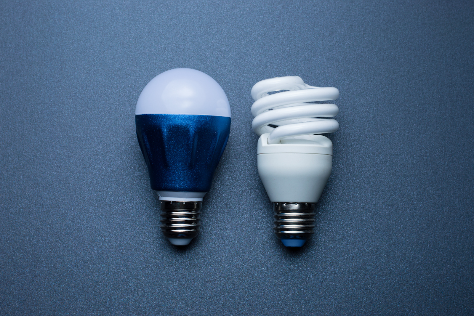 LED lightbulb vs. Fluorescent lightbulb